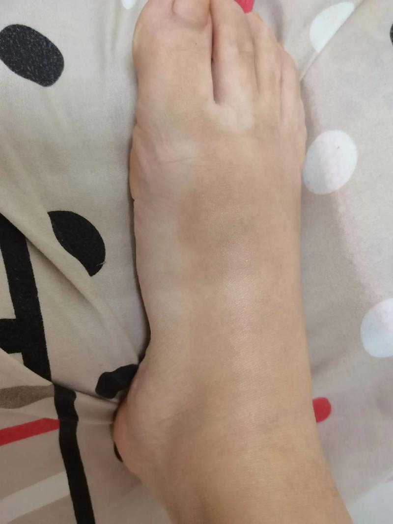 女子在医院刀戳患者 女子被刀刺 女子在医院刀戳患者 女子被刀刺