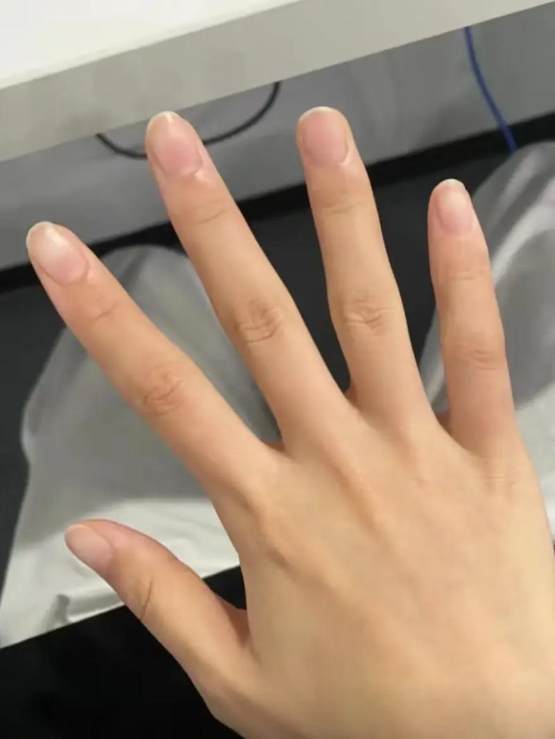 文章出轨的的女人是谁 文章出轨的的女人是谁