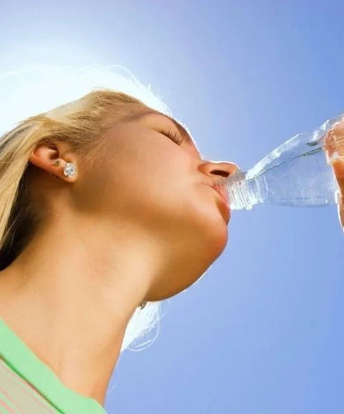 高中生白癜风自卑_白癜风14岁 高中生白癜风自卑_白癜风14岁